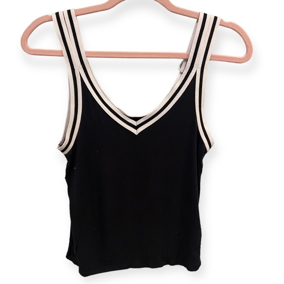 AEO First Essentials stank Size Small Black GUC A0016 - Picture 1 of 4
